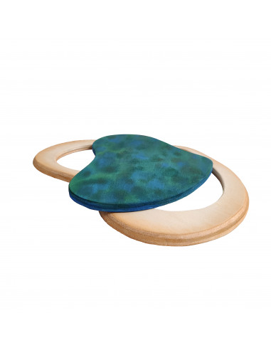 Houten hartvormige vijver