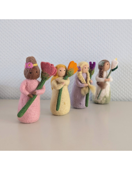 Vilten bloemenfee paars