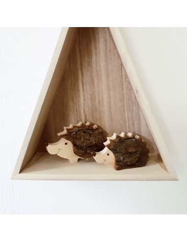 Egel met boombast liggend